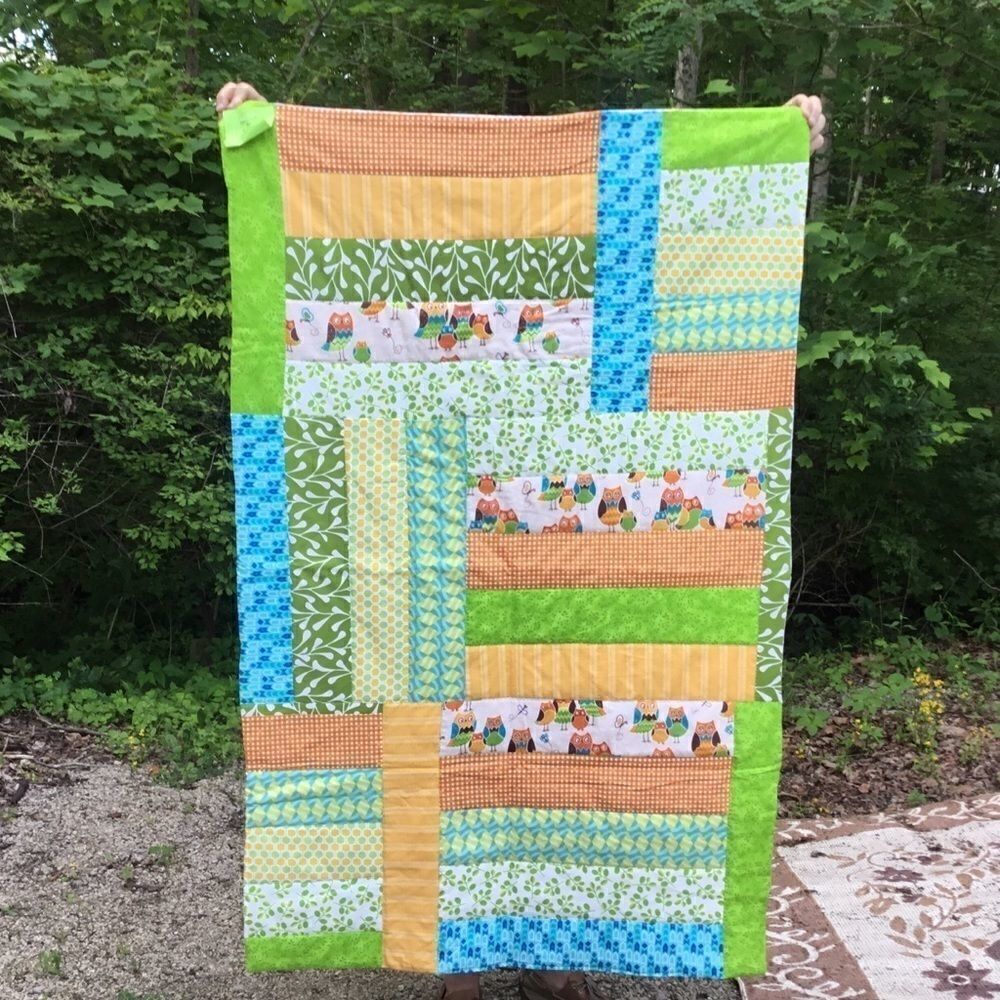 NWT  Hand Crafted Owls Quilt
